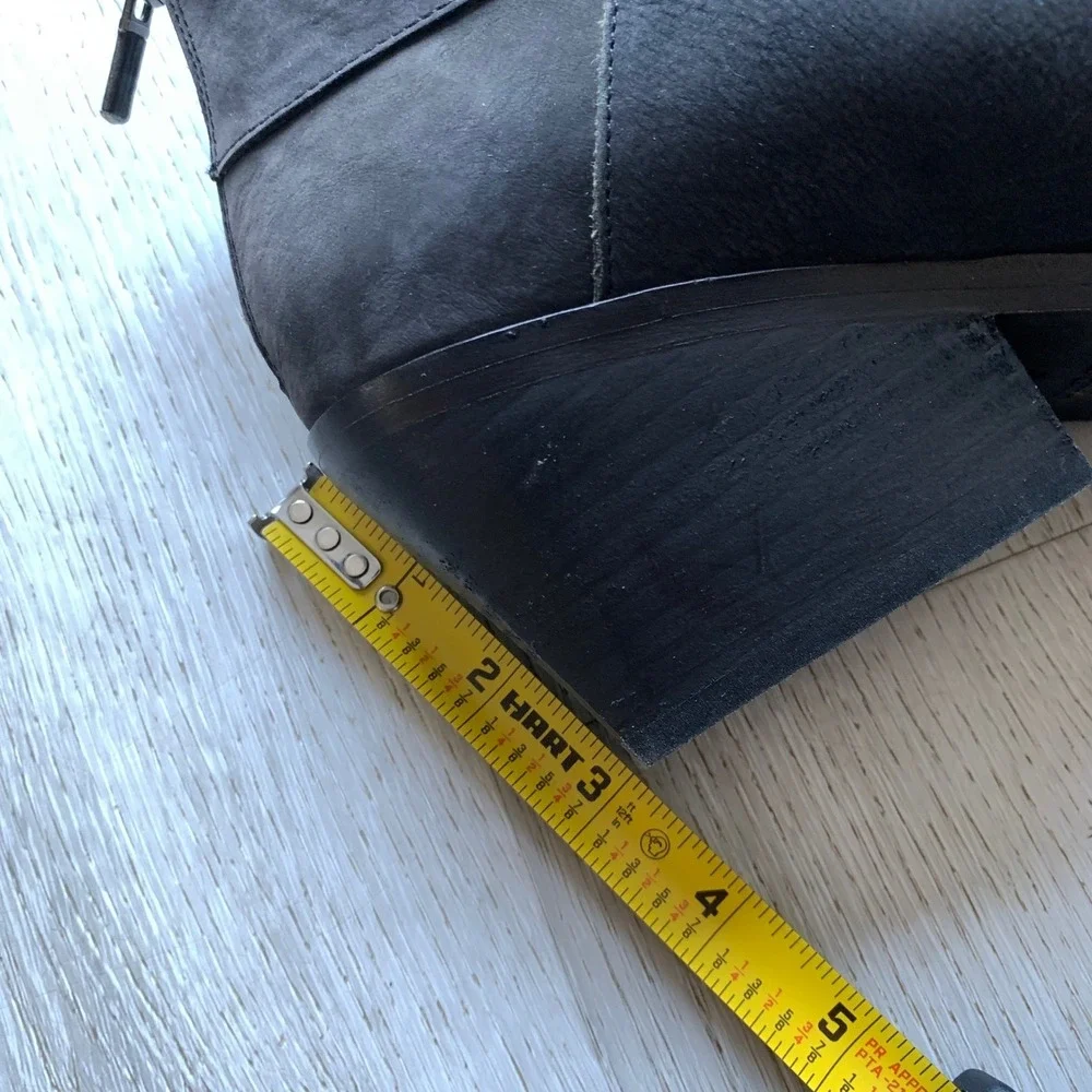 Eileen Fisher‎ Women Suede Tag Wrap-Snap Black Leather Ankle Booties Sz 6